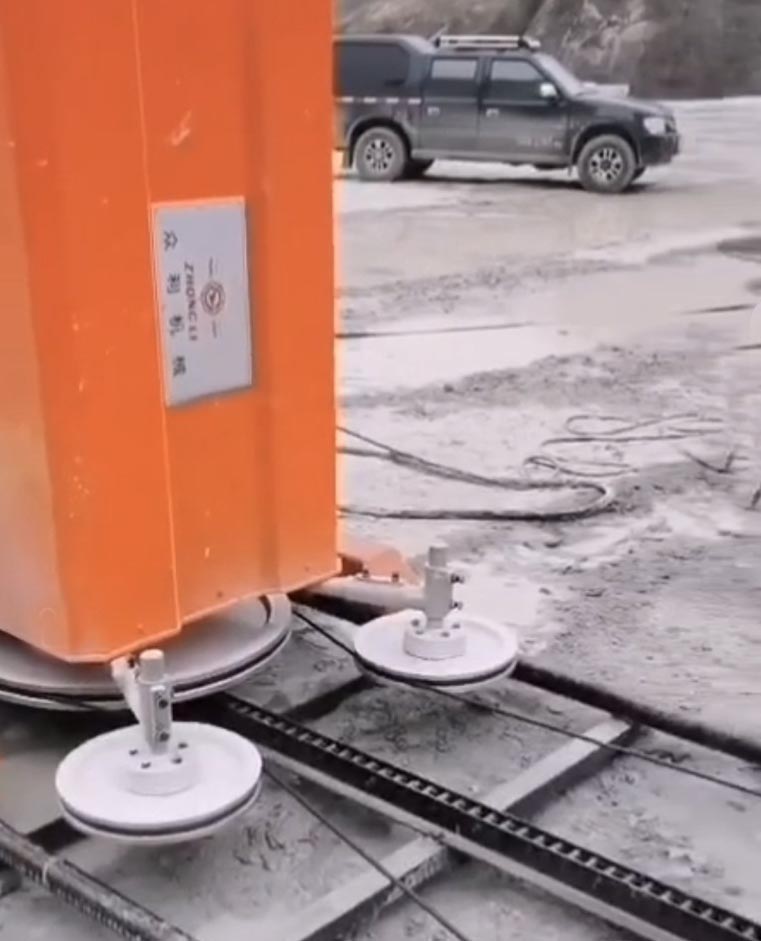 吉林白繩鋸切底現場